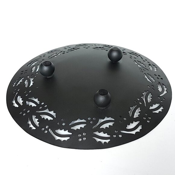 ATTRACTIVE PIER 1 HOLLY BERRIES CANDLE HOLDER PLATE Display Plate Metal - Picture 3 of 3
